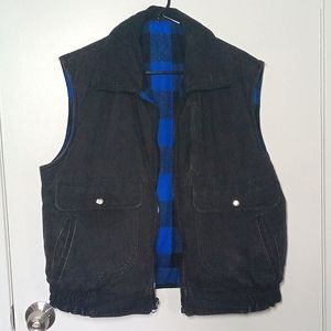 Vintage puffer vest, black and blue